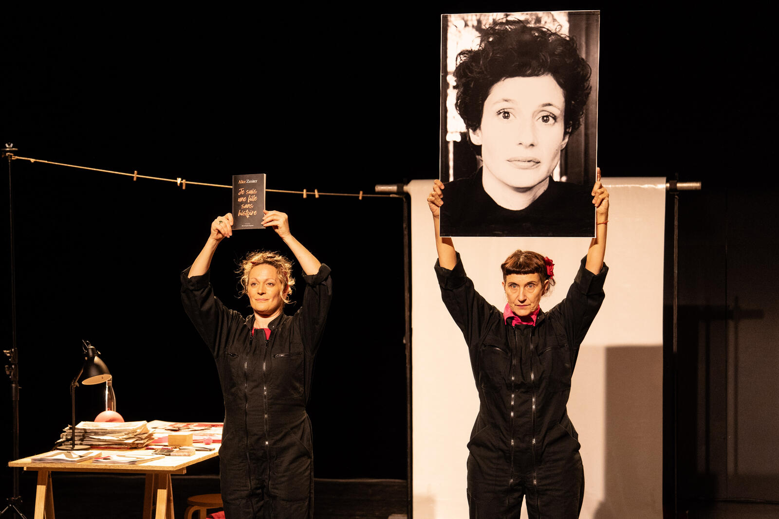 Photo du spectacle "Nous sommes des filles sans histoire" : Briac Durand